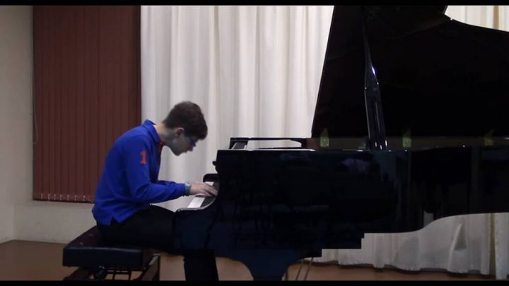 Los jóvenes pianistas Antonio Carrascal, de Sevilla, y Alberto Quirante, de Almería, ganan el Concurso “Mi Piano”