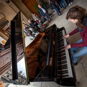 Pianos en la calle - Lonja de Diputación de Jaén